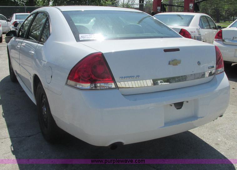 image for item E7239 2010 Chevrolet Impala Police