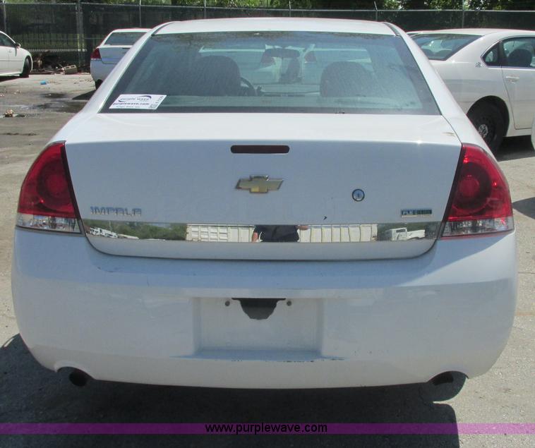 image for item E7239 2010 Chevrolet Impala Police