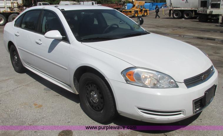 image for item E7239 2010 Chevrolet Impala Police