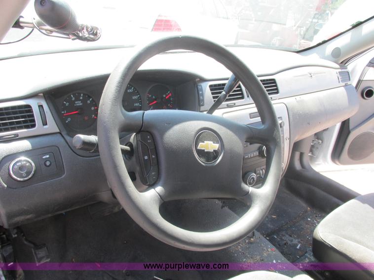 image for item E7239 2010 Chevrolet Impala Police