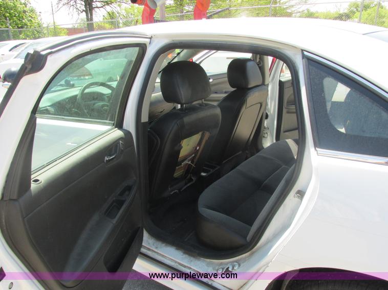 image for item E7239 2010 Chevrolet Impala Police