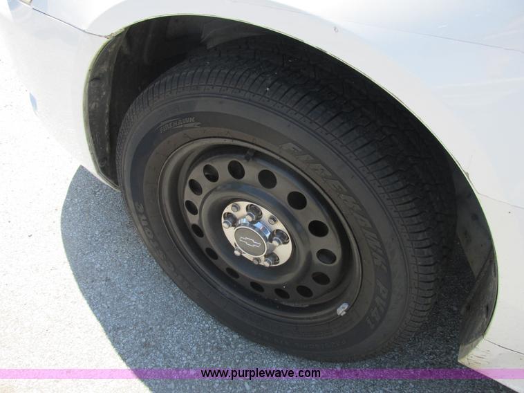 image for item E7239 2010 Chevrolet Impala Police
