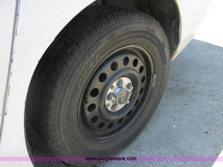 image for item E7239 2010 Chevrolet Impala Police