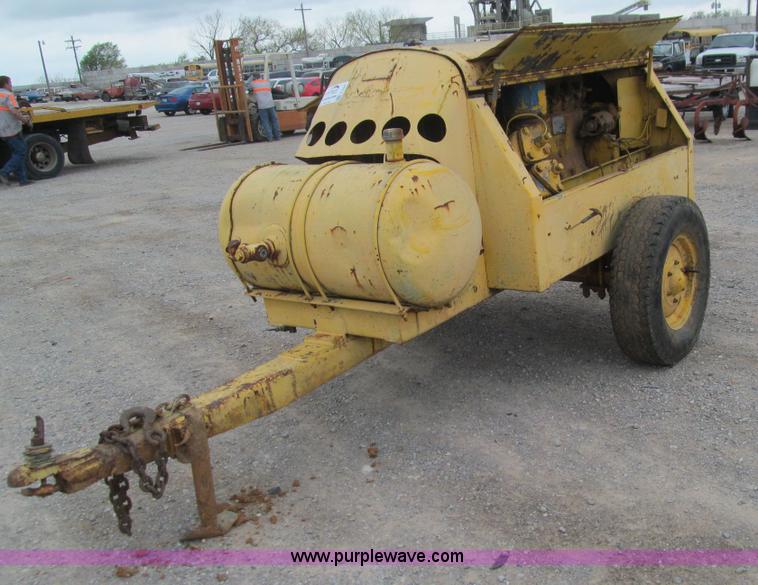 image for item E7551 Ingersoll Rand air compressor