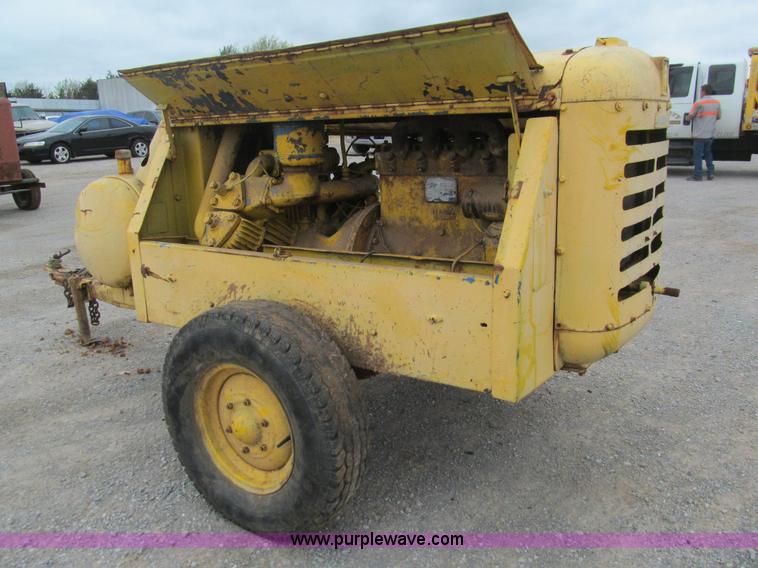 image for item E7551 Ingersoll Rand air compressor