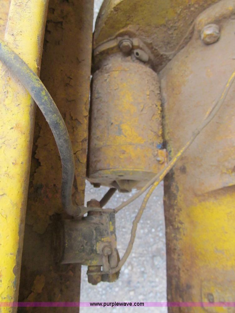 image for item E7551 Ingersoll Rand air compressor