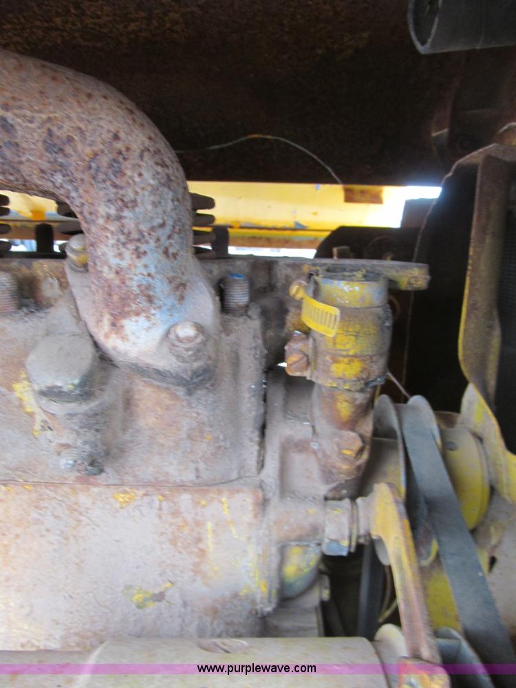 image for item E7551 Ingersoll Rand air compressor