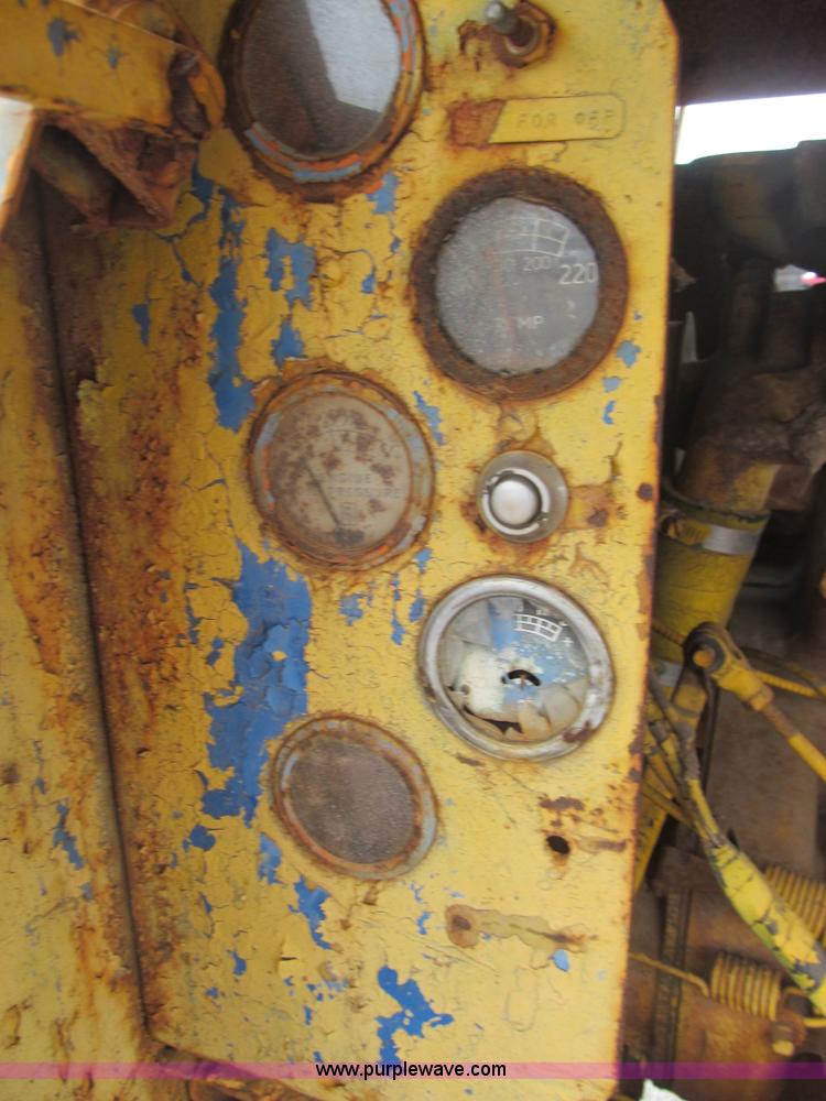 image for item E7551 Ingersoll Rand air compressor