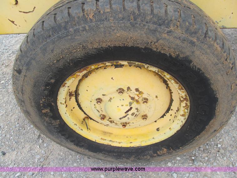 image for item E7551 Ingersoll Rand air compressor