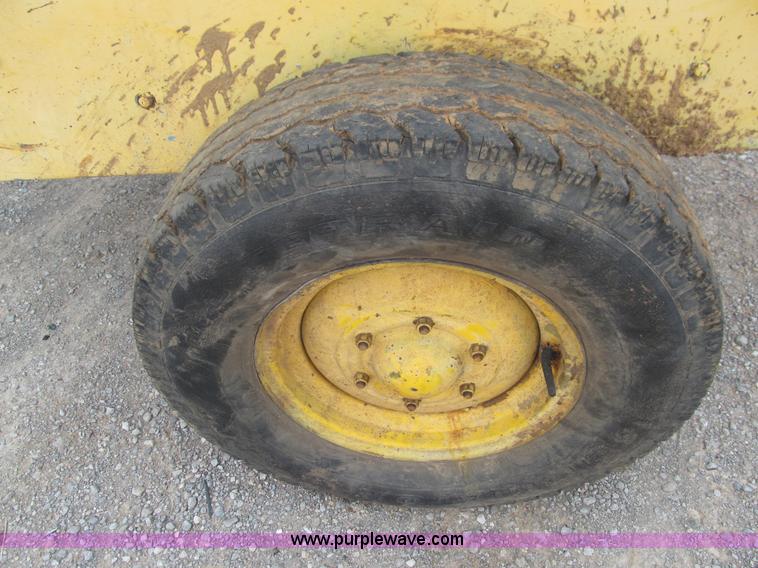 image for item E7551 Ingersoll Rand air compressor