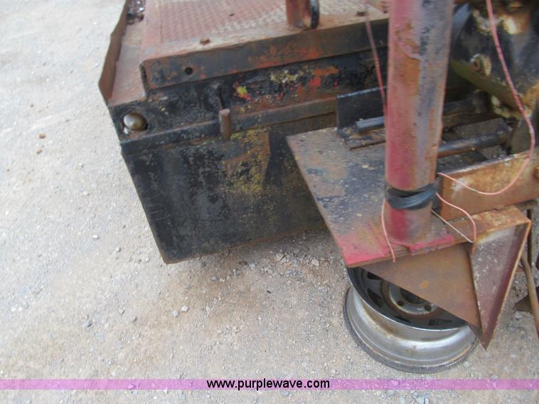 image for item E7554 Leland Tulsa mechanical winch bed