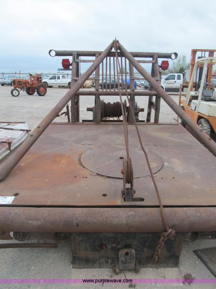 image for item E7554 Leland Tulsa mechanical winch bed