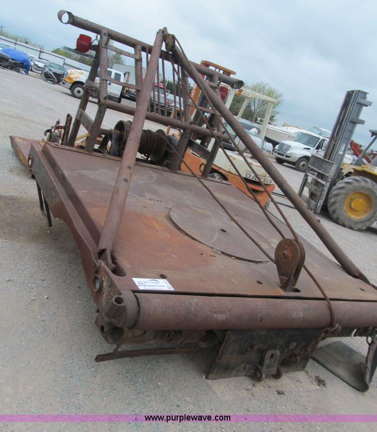 image for item E7554 Leland Tulsa mechanical winch bed