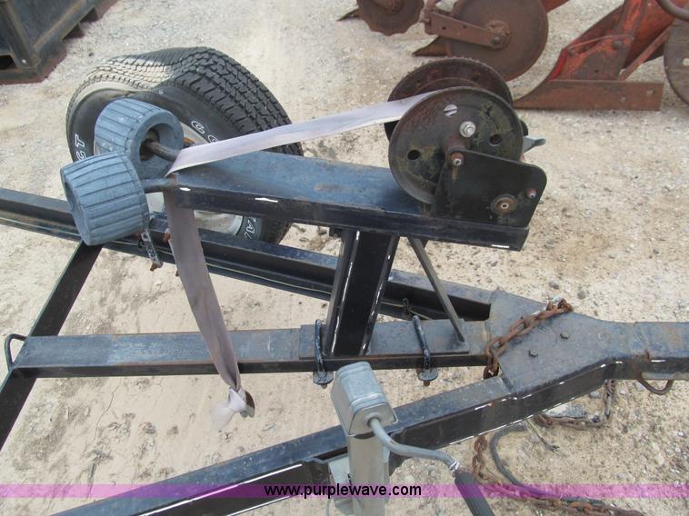 image for item E7562 Road Runner 18' bass boat trailer