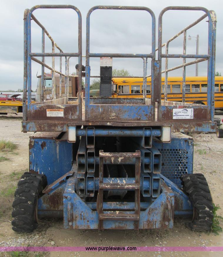 image for item E7566 Upright LX31 scissor lift