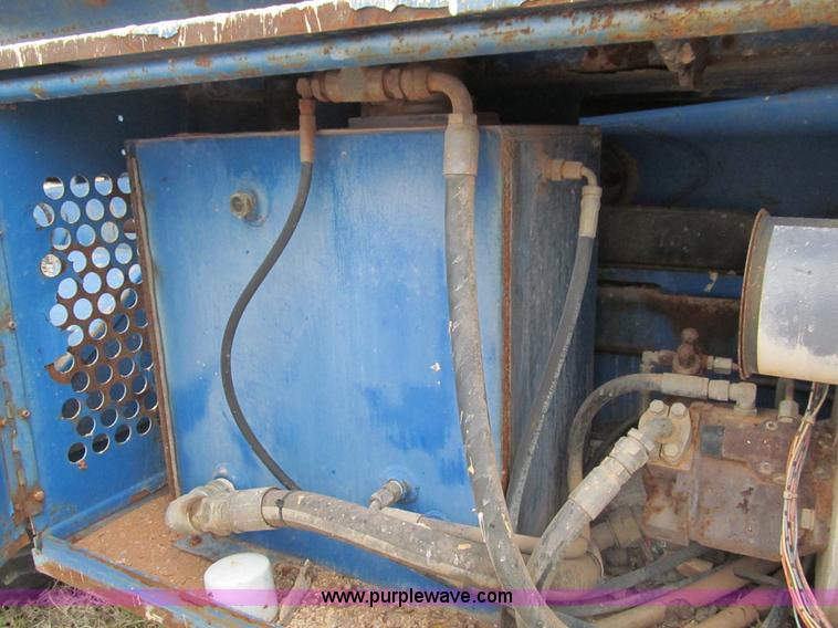 image for item E7566 Upright LX31 scissor lift