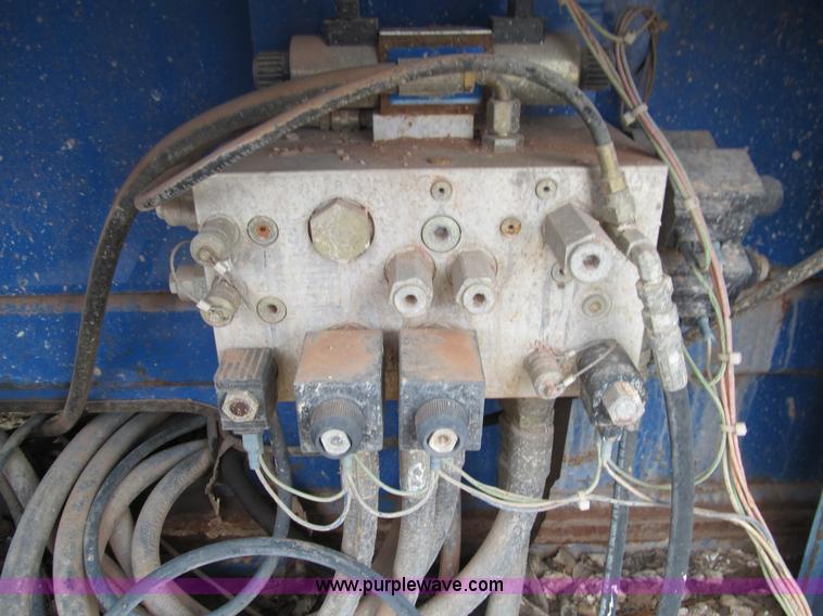 image for item E7566 Upright LX31 scissor lift