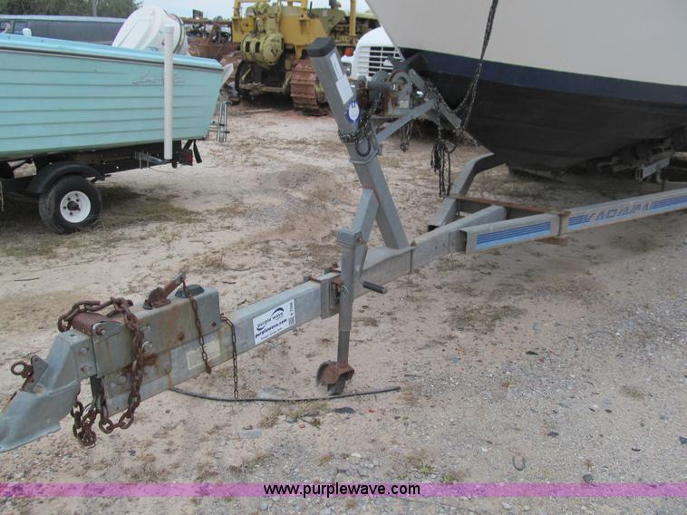 image for item E7568 1979 Searay Sundancer 26'L cabin cruiser boat