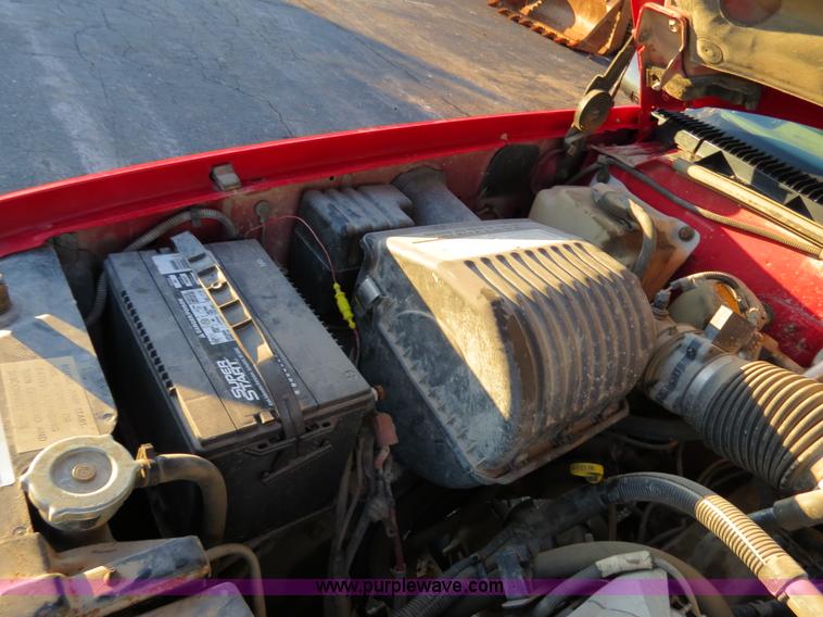 image for item F4368 1999 Chevrolet Suburban 2500 SUV