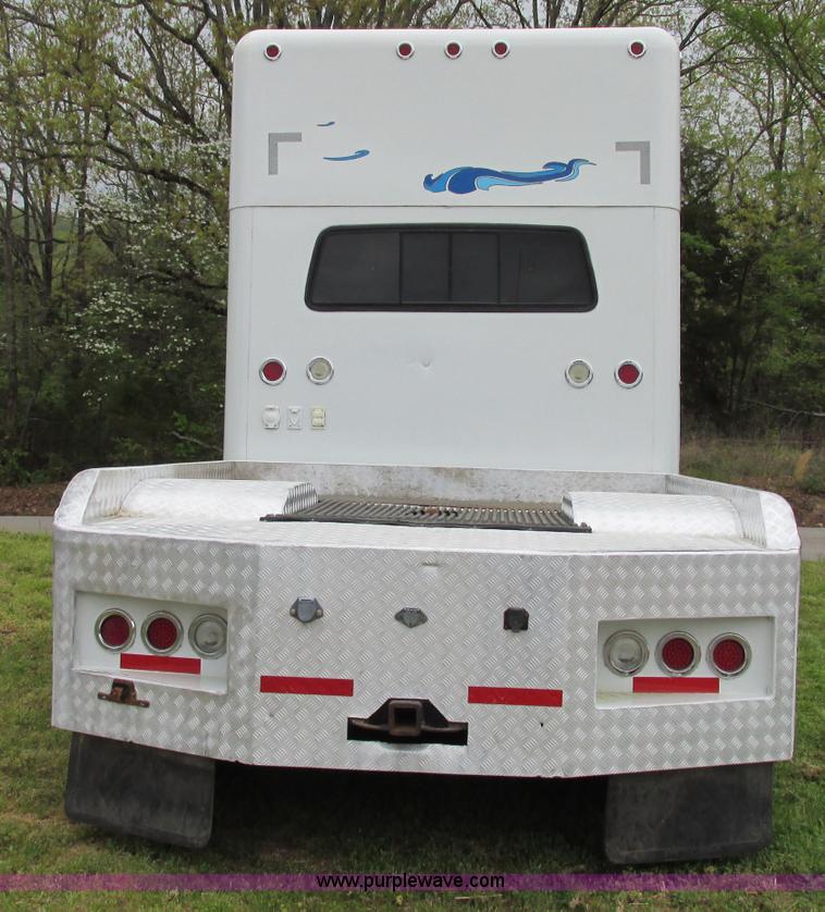 image for item F4826 2000 Freightliner FL60 truck