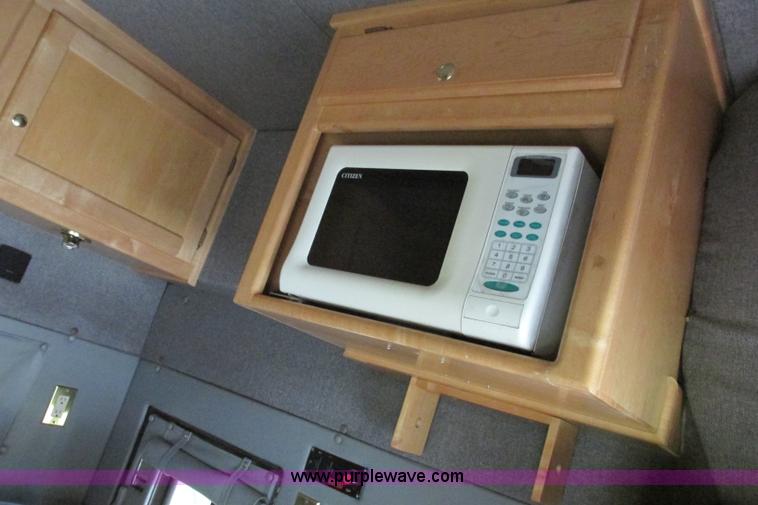 image for item F4826 2000 Freightliner FL60 truck