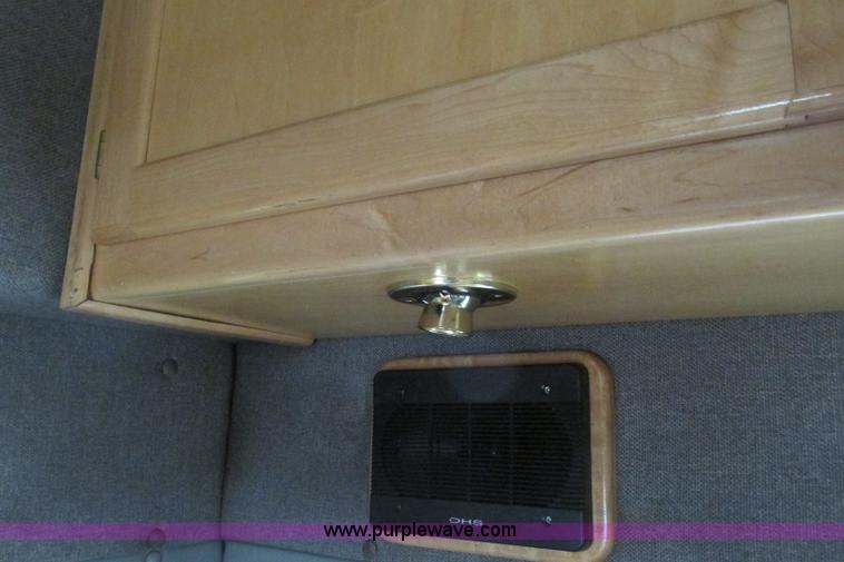 image for item F4826 2000 Freightliner FL60 truck