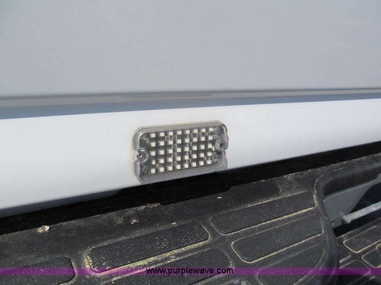 image for item F5024 2004 Chevrolet Silverado 1500 Extended Cab pickup truck