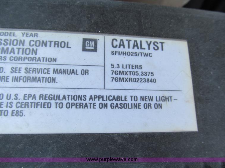 image for item F5026 2007 Chevrolet Silverado 1500 pickup truck