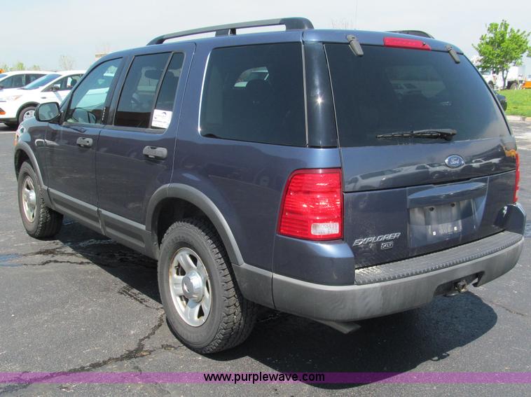 image for item F5027 2003 Ford Explorer XLT SUV