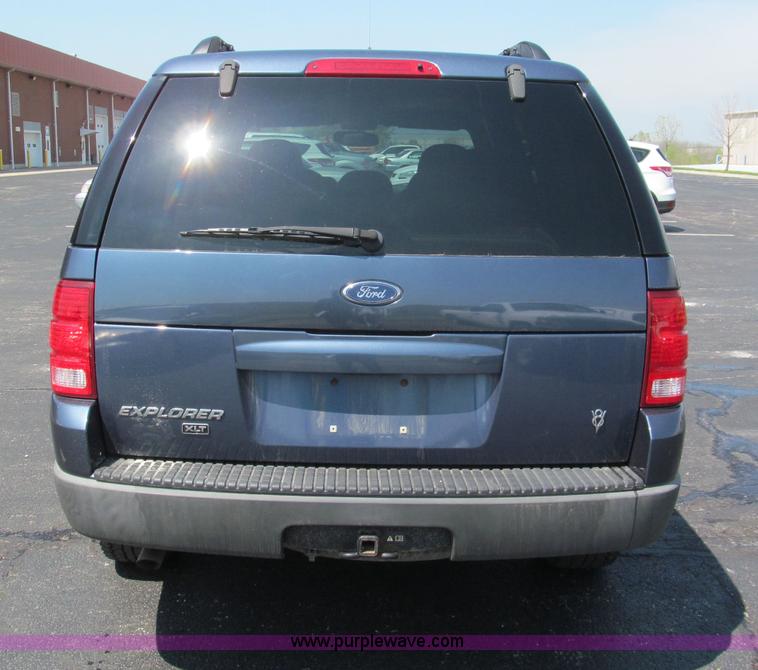 image for item F5027 2003 Ford Explorer XLT SUV