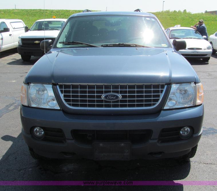 image for item F5027 2003 Ford Explorer XLT SUV