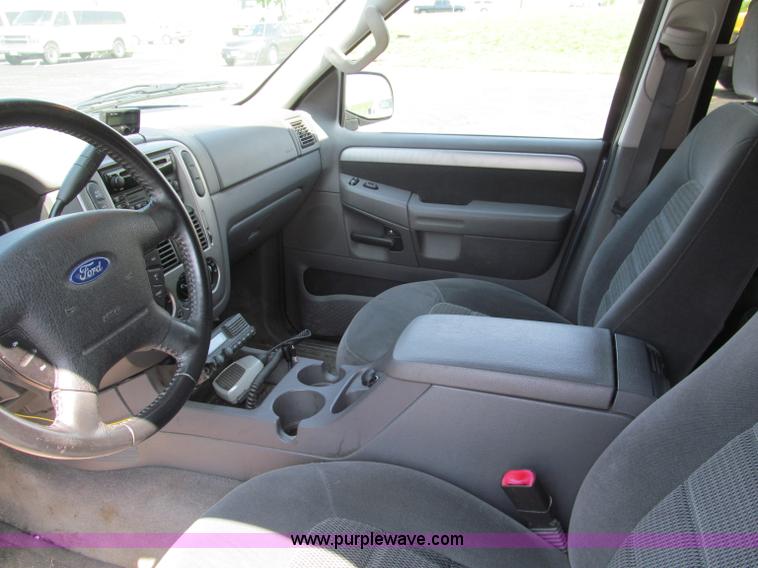 image for item F5027 2003 Ford Explorer XLT SUV