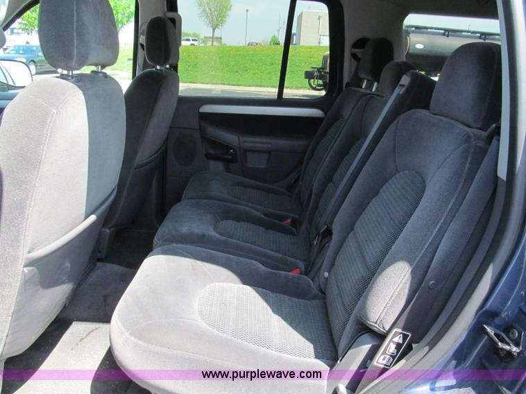 image for item F5027 2003 Ford Explorer XLT SUV