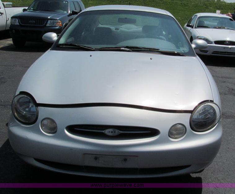 image for item F5028 1998 Ford Taurus LX