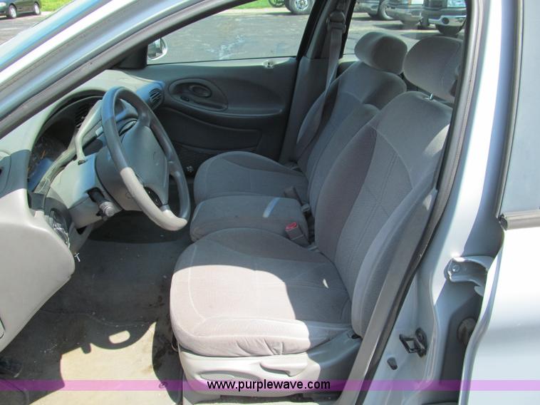 image for item F5028 1998 Ford Taurus LX