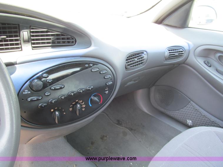 image for item F5028 1998 Ford Taurus LX