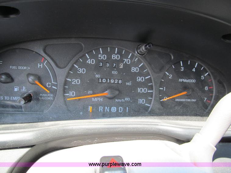 image for item F5028 1998 Ford Taurus LX