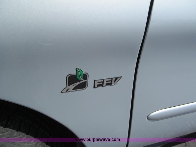 image for item F5028 1998 Ford Taurus LX