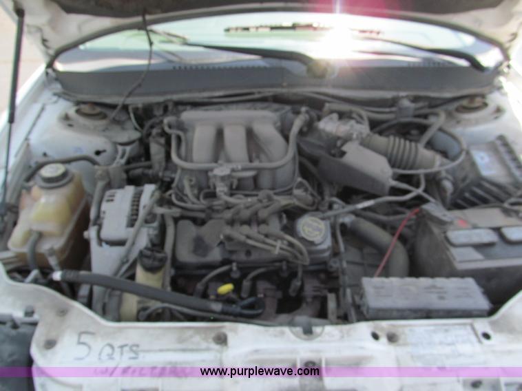 image for item F5029 2005 Ford Taurus SE