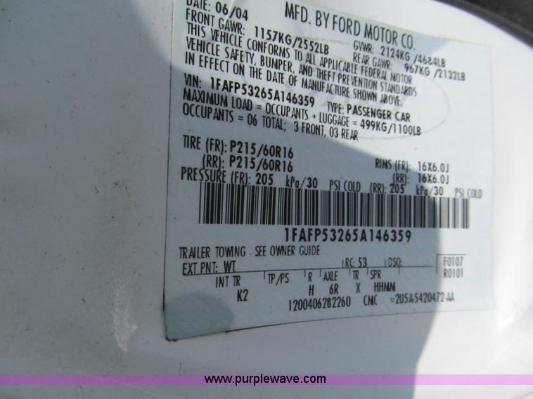 image for item F5029 2005 Ford Taurus SE