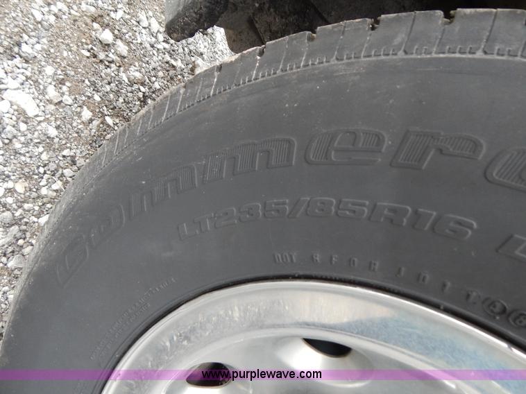 image for item F5034 2001 Ford F250 Super Duty XLT SuperCab pickup truck