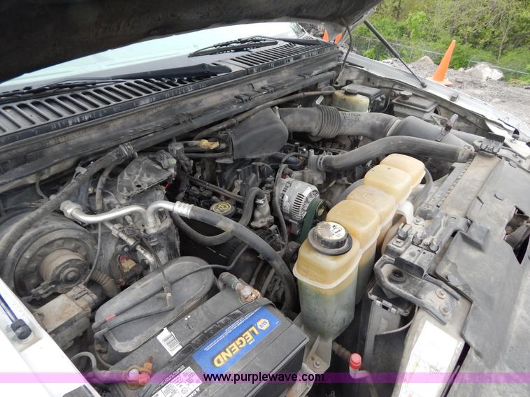 image for item F5034 2001 Ford F250 Super Duty XLT SuperCab pickup truck