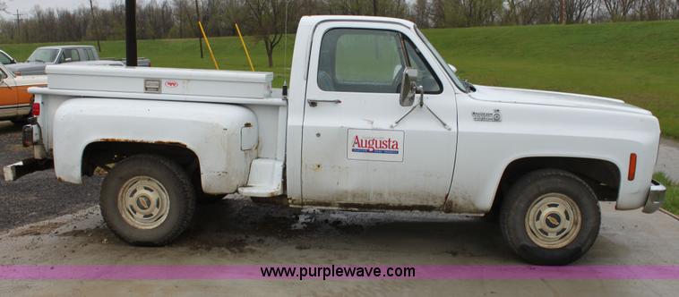 image for item F8638 1980 Chevrolet Custom Deluxe 10 pickup truck