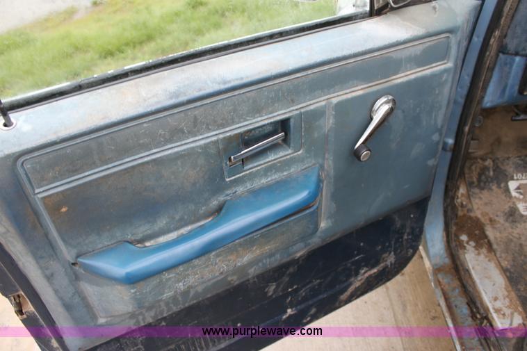 image for item F8638 1980 Chevrolet Custom Deluxe 10 pickup truck
