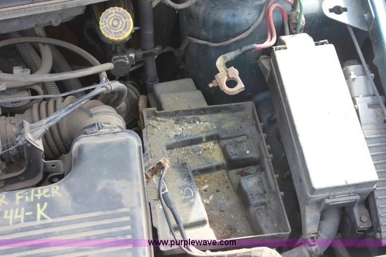 image for item F8713 2007 Ford Taurus SE