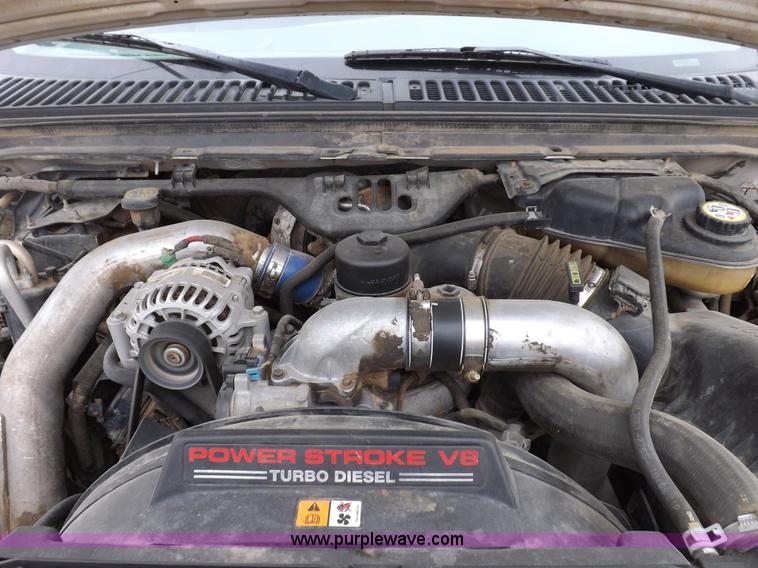 image for item F8749 2004 Ford F250 Super Duty truck cab and chassis