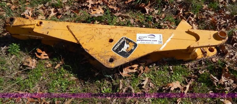 image for item G3140 John Deere 811 skid steer boom