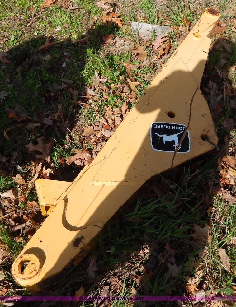 image for item G3140 John Deere 811 skid steer boom