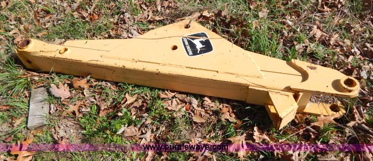 image for item G3140 John Deere 811 skid steer boom