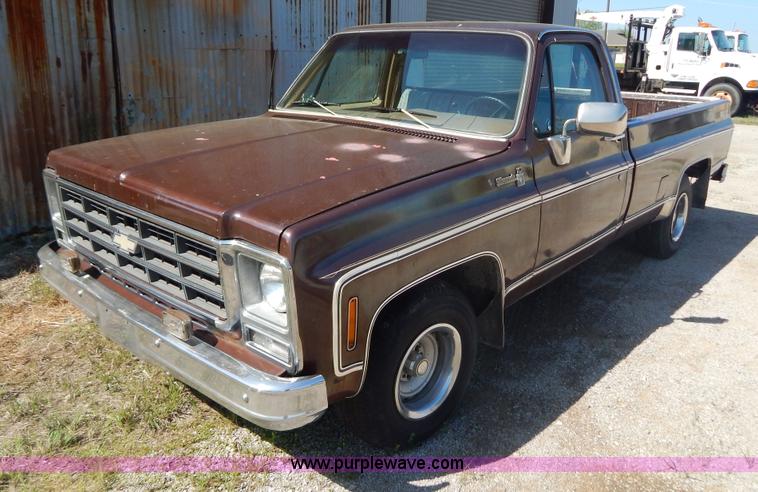 image for item G3146 1979 Chevrolet C10 pickup truck